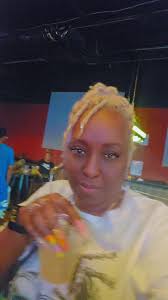 Arletha Maddox's Instagram, Twitter & Facebook