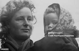 581 2009 Cpl Photos & High Res Pictures