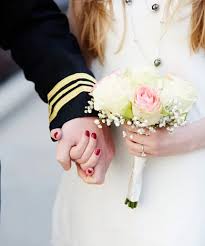 A wedding gift needs to serve multiple purposes: How Much To Spend On Wedding Gift