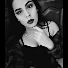 Scarlett Diaz (@deyadiaz12)