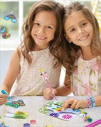 ‪Amazon.com: Imagimake Window Art Princess | Suncatcher Kit | Arts and Crafts  for Kids Ages 8-12 | Girls Toys Age 6-8 | Unicorn Gifts for Girls Age 6-8 |  5 Year Old‬‏