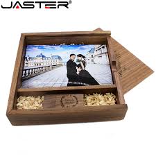Nos quantités minimum pour une commande sont de 50 clés usb avec une capacité de mémoire commençant à 128 meg, et allant jusqu'a 16go. Jaster Gratuit Logo Personnalise Photographie Noyer Album Photo Usb Boite Cle Usb U Disque Cle Usb 8gb 16gb 32gb 64gb Cadeau De Mariage Aliexpress