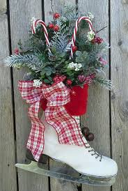Christmas Decor Decorated Ice Skate Christmas Ice Skate Wreath Wall Decor Country Door Decor Elegant Christmas Decor Christmas Decorations Rustic Outdoor Christmas Decorations