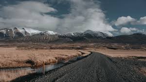 Bercuti ke iceland sewa kereta. 10 Tips Jika Ingin Buat Roadtrip Di Iceland Kakitravel Net