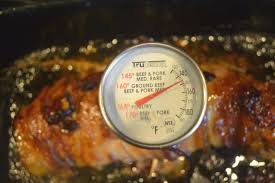 Remove from skillet and place in an already greased cover the meat with aluminum foil and bake for 50 minutes, then remove aluminum foil and keep baking. How To Cook Pork Tenderloin In Oven With Foil Familynano