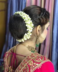 Rocking The Low Bun With The Most Traditional Of Them All Gajra Hair Makeover Stories By Heeba Makeoverstori Bridal Hair Buns Hair Makeover Big Bun Hair
