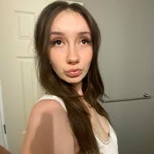 My baby has had a stuffy nose for 4 days but no fever and a very small  cough every now and then when she starts the sniffles. Everyone keeps  telling me it's