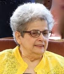 Carrie Swanger's Instagram, Twitter & Facebook