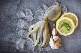In lebanon and syria, however, it is served with tartar sauce. Is Calamari Octopus Or Squid What S The Difference Rey Del Pulpo
