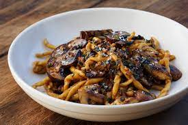 The bolognese is one of my favorites or the bbq chicken pizza. California Pizza Kitchen Celebrates The Flavors Of Fall With New Seasonal Menu Items Business Wire