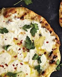 40 Different Pizza Ideas Thanks Bethany Kulig Did You See The Fontina Fennel And Onion Pizza Yum Recipes Food Yummy Food
