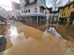 It is situated on the river kinzig, between fulda and hanau. Feuerwehr Bad Soden Salmunster Im Dauereinsatz