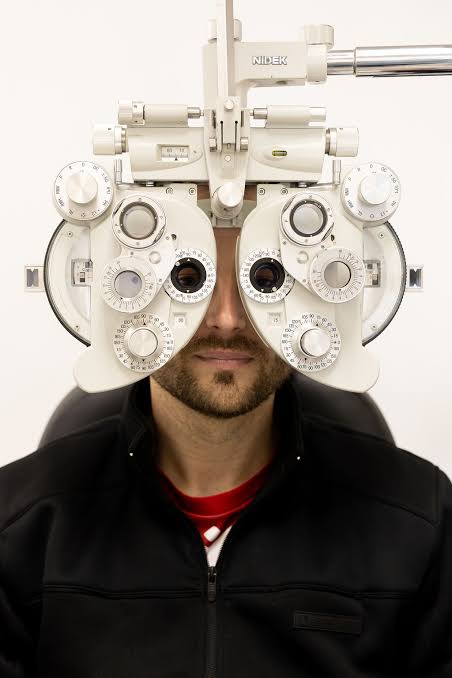 Eye care and vision assessment