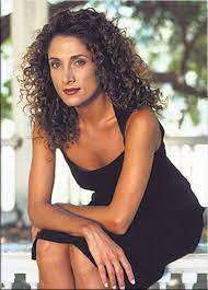Melina Kanakaredes Curly Hair Women Curly Hair Styles Greek Women