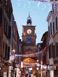 Marche De Noel D Aix En Provence Provence Vacances Provence Les Illuminations