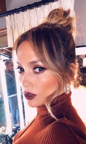 She's not afraid to change things up, going from big, bold. Jennifer Lopez S Hairdresser Has The Secret To Trying Bangs