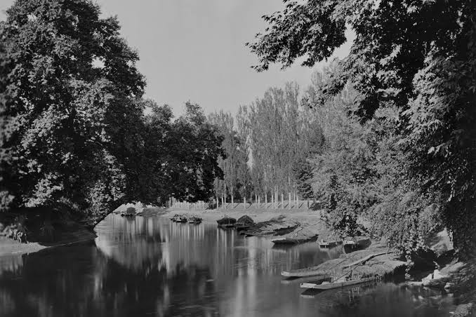 See Photos From the World's Oldest Operating Photo Studio | National Geographic