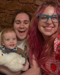 Eliza Dickson (@eliza.dickson1) • Facebook