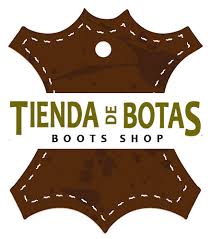 Exclusivos zapatos, bolsos, prendas y accesorios de mujer con cuidados detalles. Tienda Botas