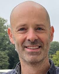 Bronwyn Silva's Instagram, Twitter & Facebook