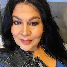 Alma Barrientos's Instagram, Twitter & Facebook