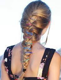 Mane Addicts 90s Hair Trends How To Wear Metal Snap Hair Clips And Make Them Modern Hair Clips 90s Clip Hairstyles Snap Clips Hairstyles