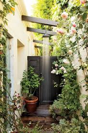 1001 Idees Pour Decorer Son Jardin Des Accessoires Jardin A Faire Soi Meme Decoration Jardin Deco Jardin Pas Cher Deco Mur Exterieur