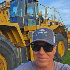 Robert Rozar's Instagram, Twitter & Facebook