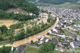 Nach heftigen unwettern gibt es im kreis ahrweiler schwere. Rekordhochwasser An Der Ahr Altenahr Hochwasser Pfalz