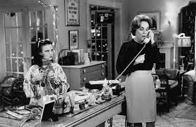 Juliette Lewis Madeline Kahn Mixed Nuts 1994 Screwball Comedy Re Office Madeline Kahn Holiday Movie Stars Then And Now