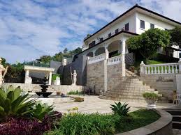 Rumah Sultan di Lembang, Mewah, Luas, Semi Furnish Private Po