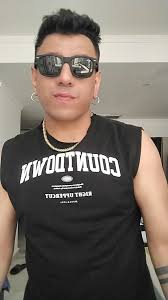 Yo no soy barato andamos carotes ✈️🌊🖤#fyp #foryou #reelsinstagram