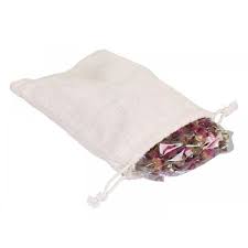 Chic antique grimaud hocker unika bewertungen. Chic Antique French Inspired Home Design Scandi Minimal