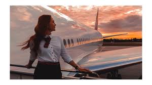 Pin By Chloe Hlad On Styuardessy Air Hostess Flight Attendant Flight Attendant Uniform Flight Attendant Life