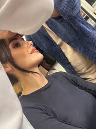 Nueva foto de Kerem junto a su amiga Alex Devlin cuando estuvo en Los  Angeles ✨ #KeremBürsin