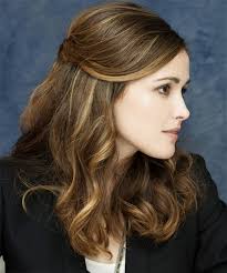 Hairstyle Ideas Round Face Nurse Hairstyle Ideas 80s Hairstyle Ideas Hairstyle Ideas For Toddlers Mens Hairs Hair Styles Rose Byrne Hair Curly Hair Styles