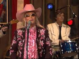 Who then do play in the garden every afternoon? I Never Promised You A Rose Garden Lynn Anderson Youtube