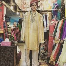 Baju india laki laki modern. Ingin Tampil Beda Coba 9 Pakaian India Untuk Pria Yang Bisa Bikin Kamu Tampil Maskulin Nan Gaya