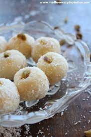 5 Quick And Easy Diwali Sweets Recipes Under 15 Minutes Diwali Sweets Recipe Sweets Recipes Indian Dessert Recipes
