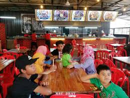 Salah satu tempat bersejarah di malaysia ini menyimpan berbagai macam tarikan wisata menarik yang bisa anda kunjungi. Mat Drat Tempat Makan Best Sedap Di Port Dickson Jjcm Pd