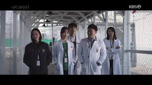 Lee da in sebagai lee jae in (29). Doctor Prisoner First Impression The Cat That Watches Tv