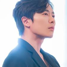 The Lion I know. 😍 Ryan Gold. 😍