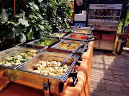 Warme buffets alle warmen gerichte werden in edelstahlelektroheiztöpfen geliefert. Rodizio Churrasco Catering Partyserice