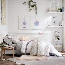 Beadboard Lounge Platform Corner Bed In 2021 Bed In Corner Wall Decor Bedroom Bedroom Layouts
