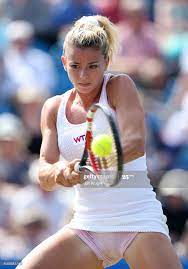 Stotternd verlief es anfangs für deutschlands derzeit beste tennisspielerin. 690 Camila Giorgi Ideen In 2021 Camila Giorgi Tennisspieler Sport