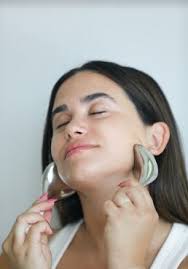 Meet Karina Moises, Founder Of Beautology Lab