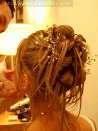 Modèles et idées de coiffures pour vos cheveux longs et mi longs, pour les mariée véritables princesses. Epingle Sur Caro