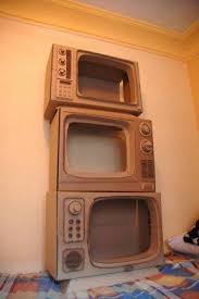 Caixa Misteriosa De 20 Reais De Brinquedos Welcome Cardboard Furniture Cardboard Sculpture Cardboard Art