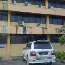 Daerah lahad datu) is an administrative district in the malaysian state of sabah, part of the tawau division which includes the districts of kunak, lahad datu, semporna and tawau. Photos At Pejabat Daerah Lahad Datu