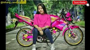Beberapa orang memberikan velg racing pada motor ini namun apa jadinya diberikan velg. Modifikasi Yamaha Vixion Old Jari Jari Terbaru 2019 By Three Sat Project